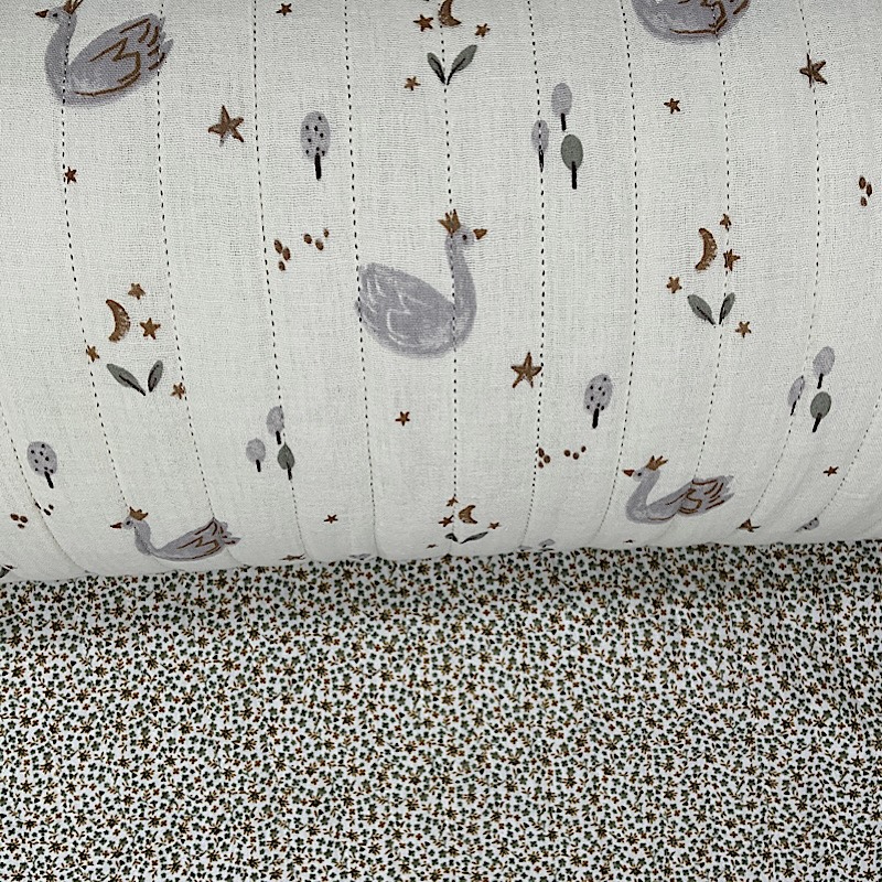 Trapunta Cigni E Fiorellini H 145 CM